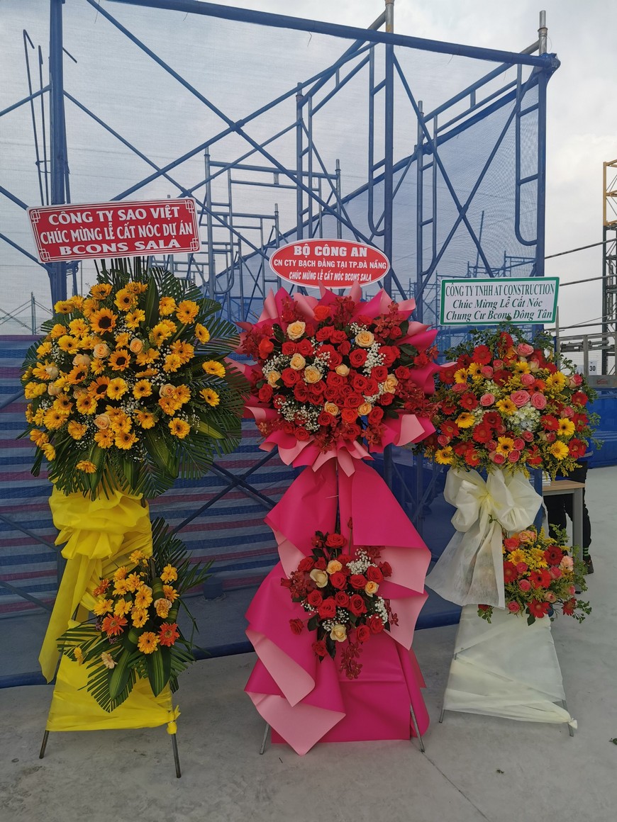 Các đối tác cũng gửi lời chúc mừng đến Bcons Group